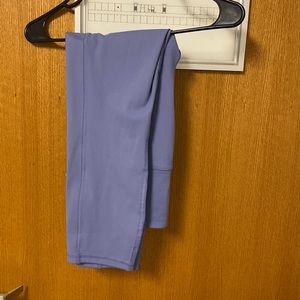 Light purple/blue leggings